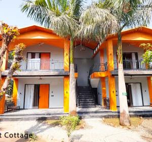 Corbett Machaan Resort